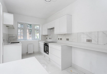 4 bedroom house to rent - Burnsall Street, London, SW3