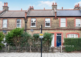 4 bedroom house to rent - Lordship Lane, London, N17