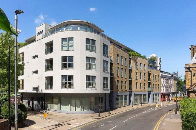 2 bedroom apartment for sale - Battersea Square, London, SW11 - Property View 1