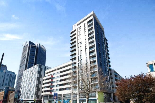 3 bedroom apartment to rent - Ward Road, Stratford, London, E15